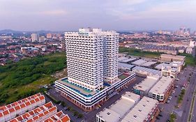 The Wave 2Br Seaview - High Floor L Unifi